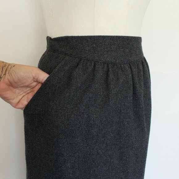 Vintage 1980s Womens Suit, Russ Gray Wool Skirt And Jacket, Shoulder Pads Braid - Picture 10 of 10